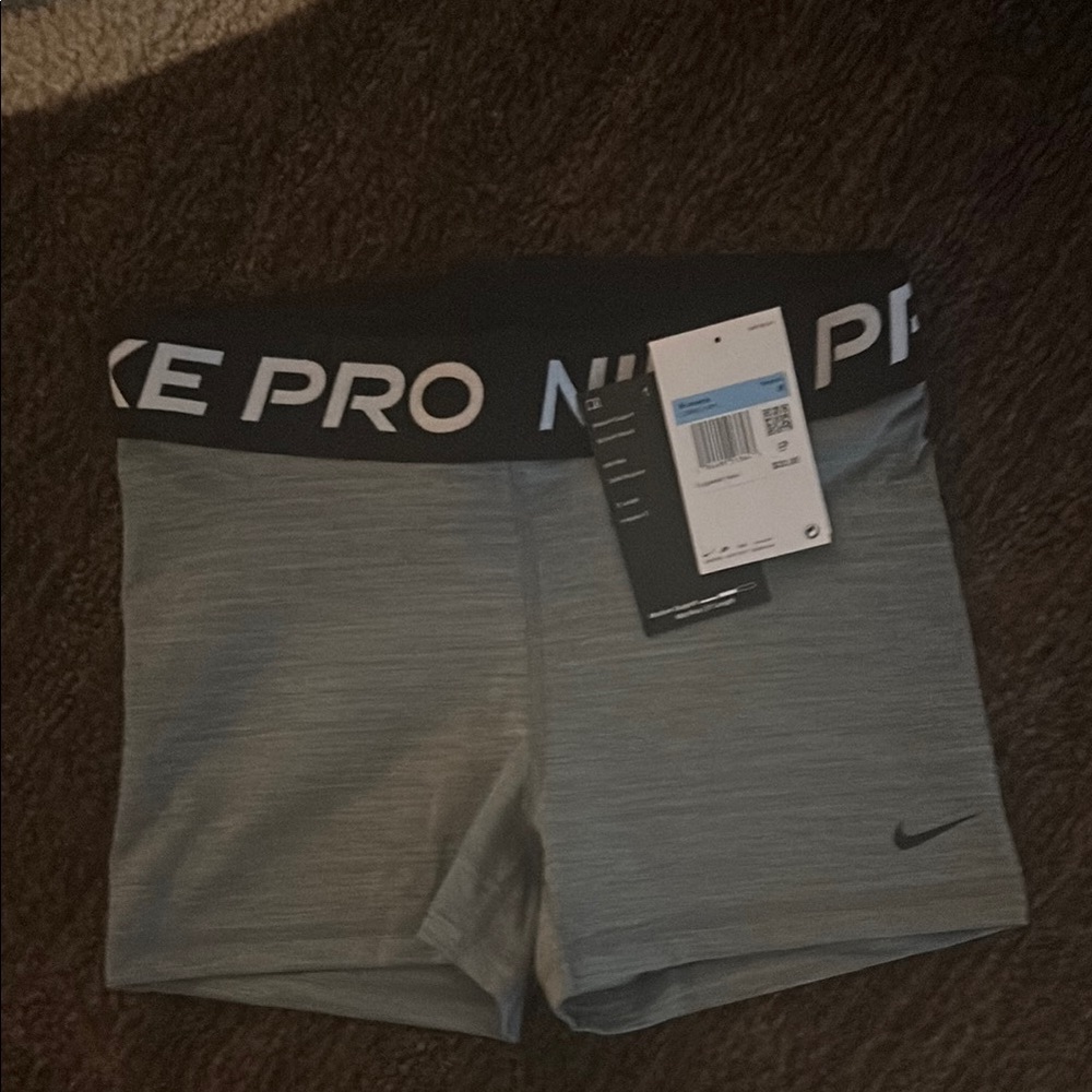 Nike Gray Athletic Shorts Moisture-Wicking Performance